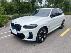 BMW iX3 innovative - фото 1