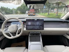 Lexus HanL 2025 DM-i 200KM lidar flagship - фото 7