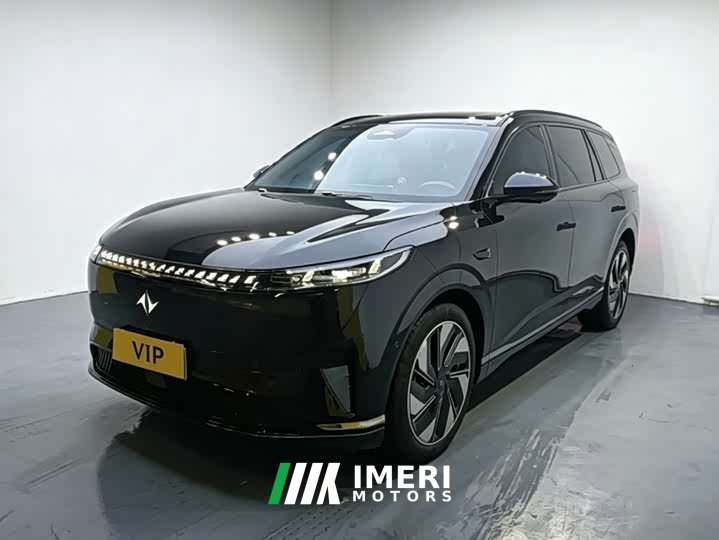 Lynk & Co eπ008 210Ultra extended range version 6 seats