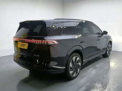 Lynk & Co eπ008 210Ultra extended range version 6 seats - фото 6