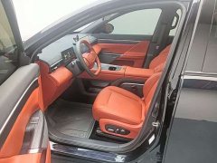 Lynk & Co eπ008 210Ultra extended range version 6 seats - фото 9