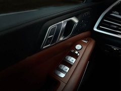 BMW X7 xDrive40i M Sport Package - фото 10