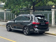BMW X7 xDrive40i M Sport Package - фото 3