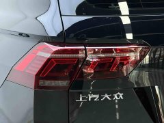 Volkswagen Tiguan L 380TSI automatic four-wheel drive R-Line version 7 seats - фото 8