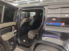 Land Rover Defender 110 P400 X-Dynamic HSE - фото 8