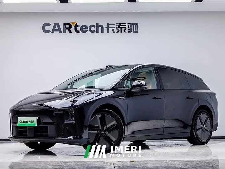 Li Auto Ideal i6 two-wheel drive standard version - автомобиль из Китая