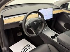 Tesla Model Y long-range all-wheel drive version 3D7 - фото 9