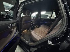 BMW X5 2022 facelift xDrive 40Li exclusive M sports package - фото 4
