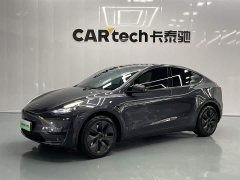 Tesla Model Y rear-wheel drive version - фото 1