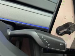 Tesla Model Y rear-wheel drive version - фото 12