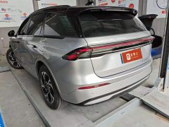Lynk & Co Voyager 2.0T four-wheel drive Zunyi hybrid version - фото 2