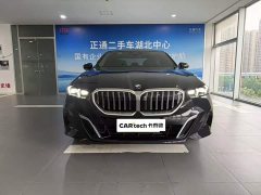 BMW 5 Series 2025 530Li Leading M Sports Package - фото 1