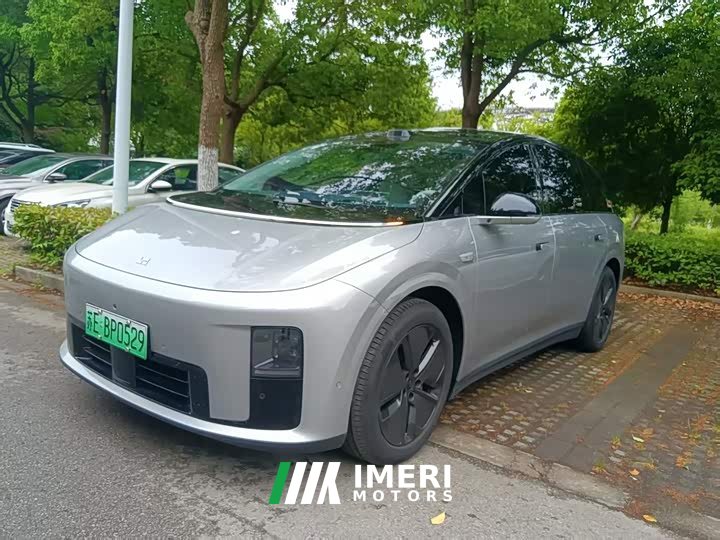 Li Auto Ideal i8 Standard Edition - автомобиль из Китая