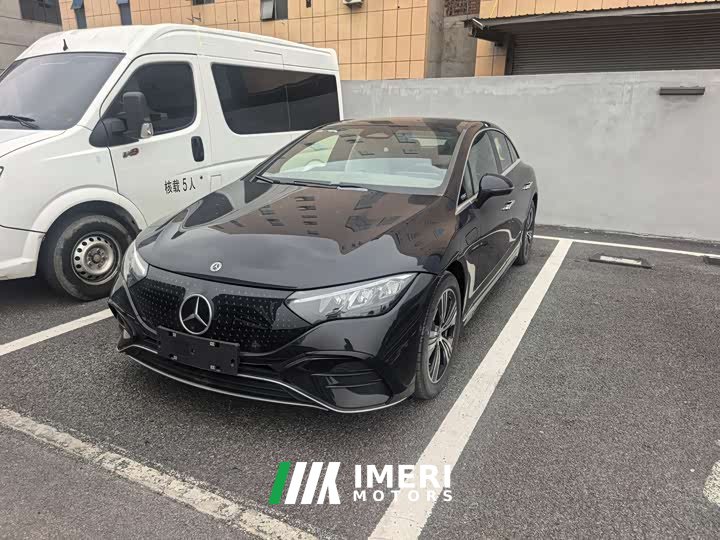 Mercedes-Benz EQE 500 4MATIC Pioneer Edition - автомобиль из Китая