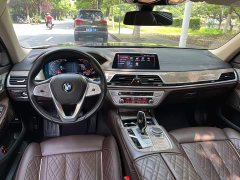 BMW 7 Series 2019 Facelift 740Li Leading Luxury Package - фото 15