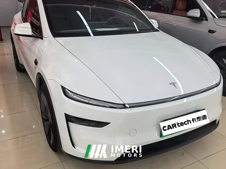 Tesla Model Y rear-wheel drive version