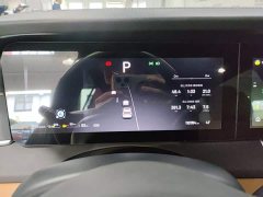 Li Auto ONE Extended-Range 6-Seater - фото 4