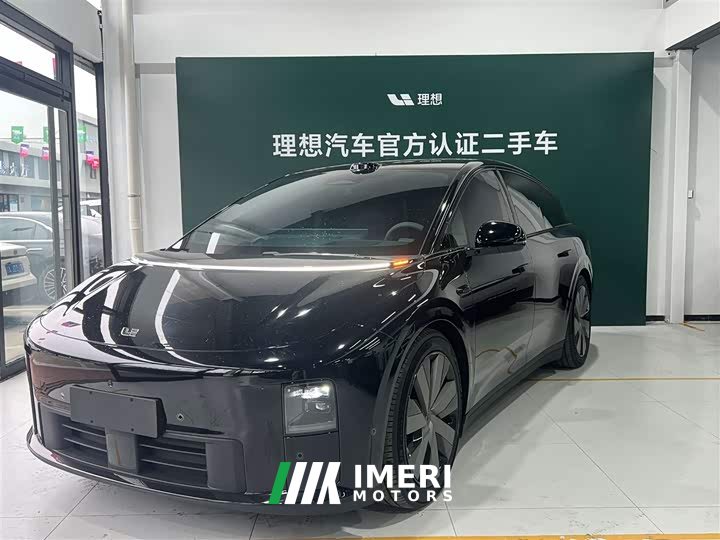 Li Auto Ideal i6 four-wheel drive standard version - автомобиль из Китая