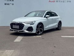 Audi A3 Sportback 35TFSI Flying Spur Exclusive - фото 1
