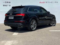 Audi Q7 55 TFSI quattro S line Sport - фото 4