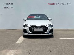 Audi A3 Sportback 35TFSI Flying Spur Exclusive - фото 2
