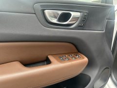 Volvo XC60 B5 four-wheel drive Zhiyuan luxury version - фото 12