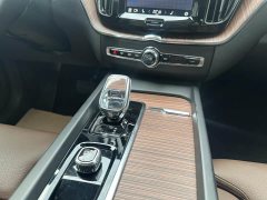 Volvo XC60 B5 four-wheel drive Zhiyuan luxury version - фото 13
