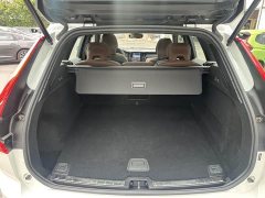 Volvo XC60 B5 four-wheel drive Zhiyuan luxury version - фото 16