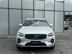Volvo XC60 B5 four-wheel drive Zhiyuan luxury version - фото 2