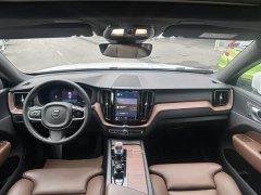 Volvo XC60 B5 four-wheel drive Zhiyuan luxury version - фото 9