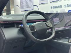 Lynk & Co 900 2.0T Ultra 6-seater - фото 7