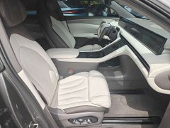 Lexus Zhiji LS7 90kWh Elite rear-wheel drive version - фото 9