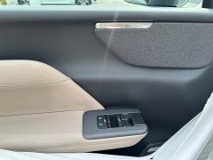 Volvo XC70 plug-in hybrid 2WD long range Core - фото 15
