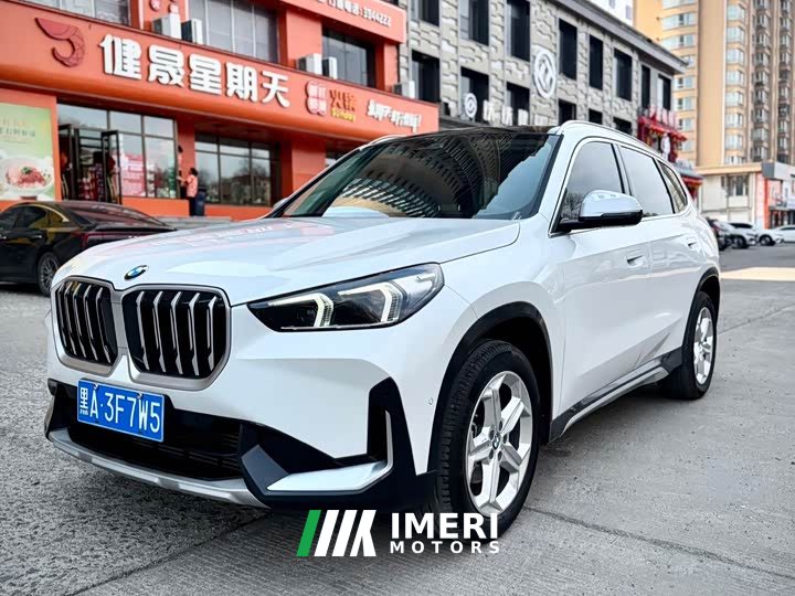 BMW X1 2023 sDrive20Li X-Line - автомобиль из Китая