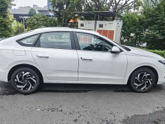 Volkswagen Lavida Pro 1.5L Starry Sky Six Million Edition - фото 6