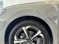 Audi Q3 45th Anniversary Collector’s Edition 35TFSI Fashionable and Dynamic - фото 19