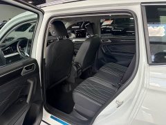 Volkswagen Tiguan L Outstanding 300TSI Automatic Two-wheel Drive Dragon Edition - фото 5