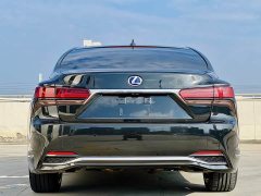 Lexus LS 500h Executive Edition - фото 12