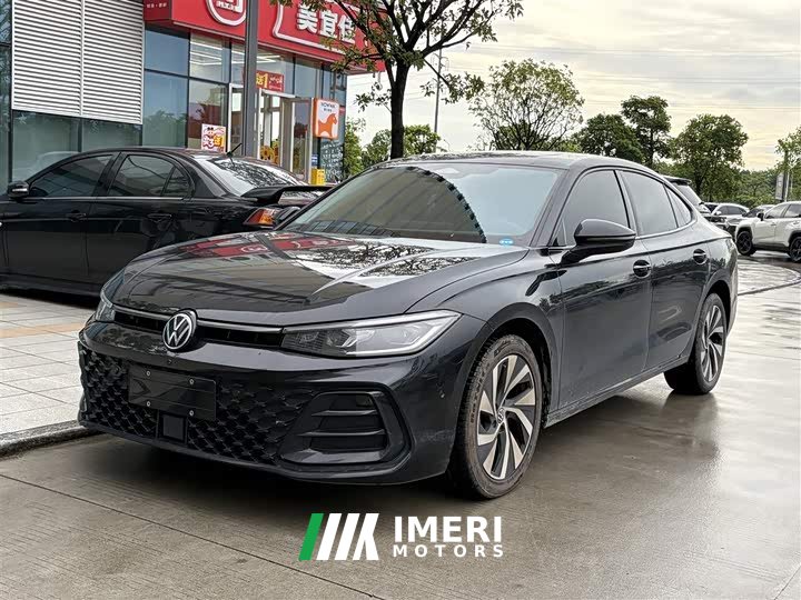 Volkswagen Passat Pro 380TSI Star Dragon Edition - автомобиль из Китая