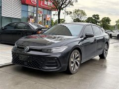 Volkswagen Passat Pro 380TSI Star Dragon Edition - фото 1