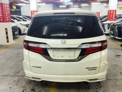 Honda Odyssey 2.0L Sharp Comfort Edition - фото 9