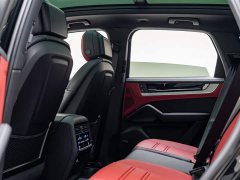 Porsche 2025 Porsche Cayenne 3.0T Dream Edition - фото 13