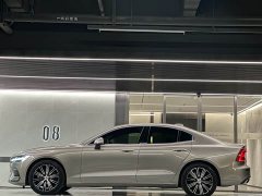 Volvo S60 B4 Zhiyuan Luxury Edition - фото 15