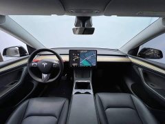 Tesla Model Y long-range all-wheel drive version - фото 12