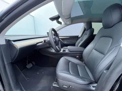 Tesla Model Y long-range all-wheel drive version - фото 15