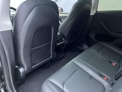 Tesla Model Y long-range all-wheel drive version - фото 17