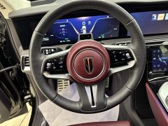 Hongqi E-HS9 660km flag collar version four seats - фото 11