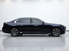 BMW 7 Series 735Li Luxury Line - фото 6