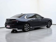 BMW 7 Series 735Li Luxury Line - фото 7