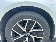 BYD Qin L DM-i 120KM Leading Edition - фото 16